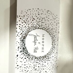 Morphe White and Silver Eyeshadow Palette